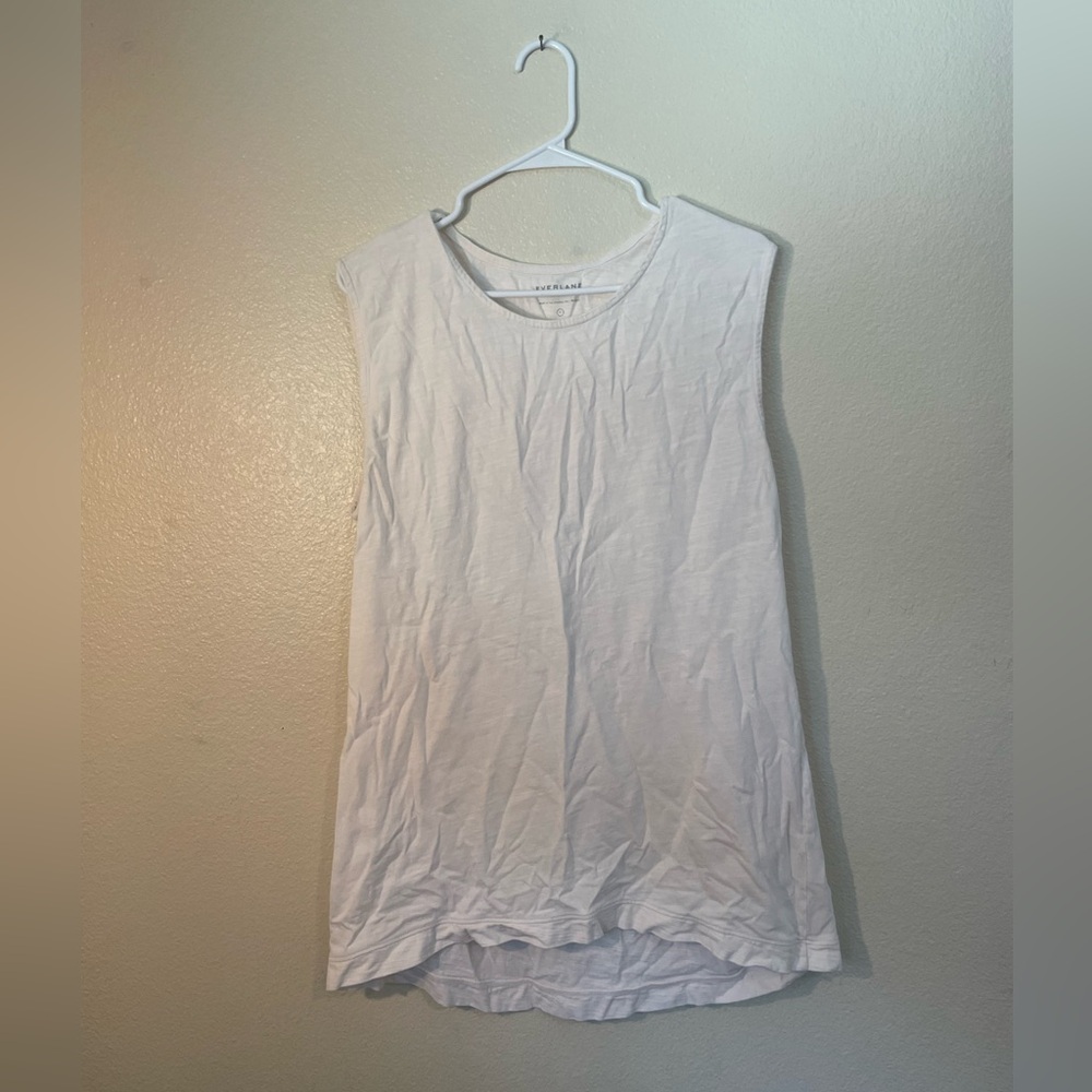 Everlane Women’s Classic White Muscle Tee